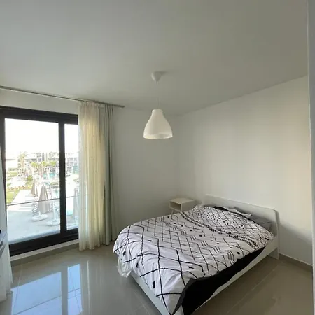 G Crips El Gouna Hurghada, Lovely Modern 2 Bedroom With Beautiful 4 Pool Views